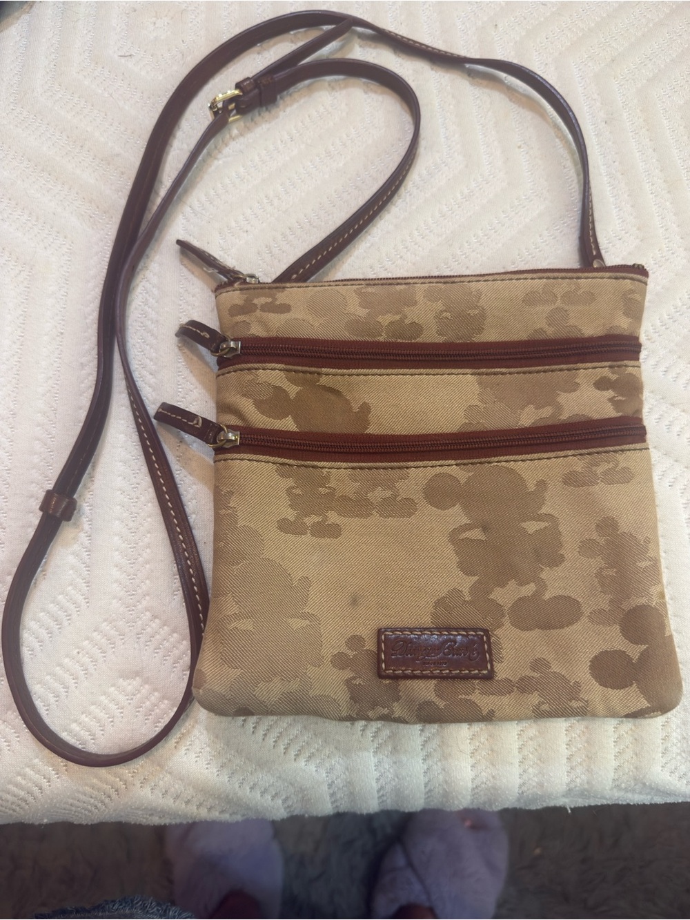 Vintage Y2K Dooney & Bourke/Disney Parks Tan Canvas with Brown Leather Logo